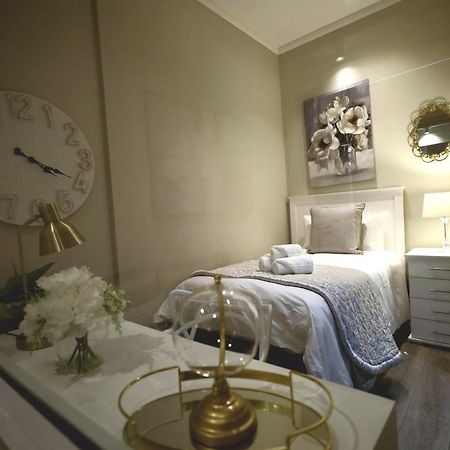 Menlyn Maine Luxury Rentals Претория Экстерьер фото