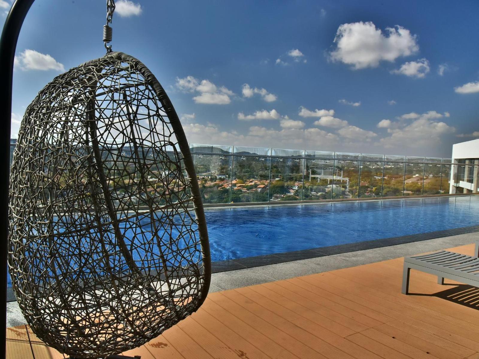 Menlyn Maine Luxury Rentals Претория Экстерьер фото