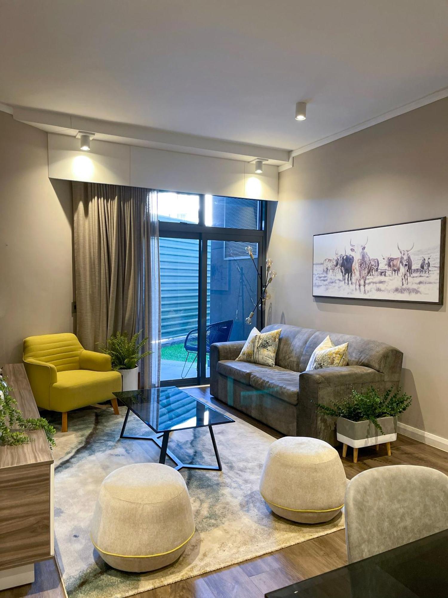 Menlyn Maine Luxury Rentals Претория Экстерьер фото