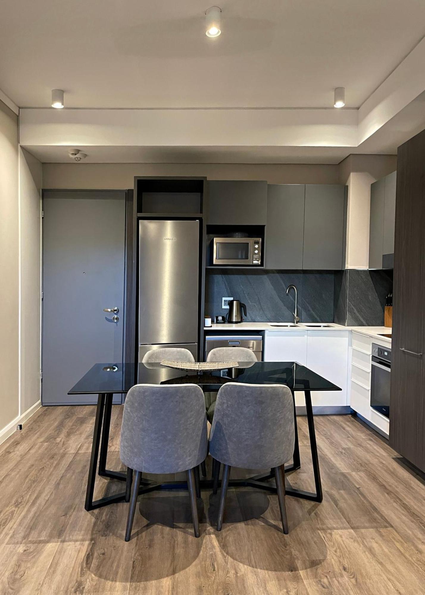Menlyn Maine Luxury Rentals Претория Экстерьер фото
